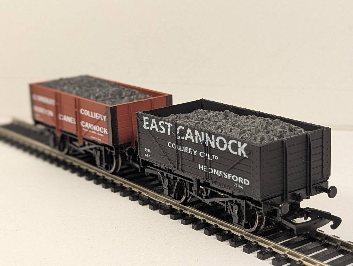 Bachmann OO Gauge Conduit Colliery & East Cannock Wagon Pack Wagons 124, 4916
