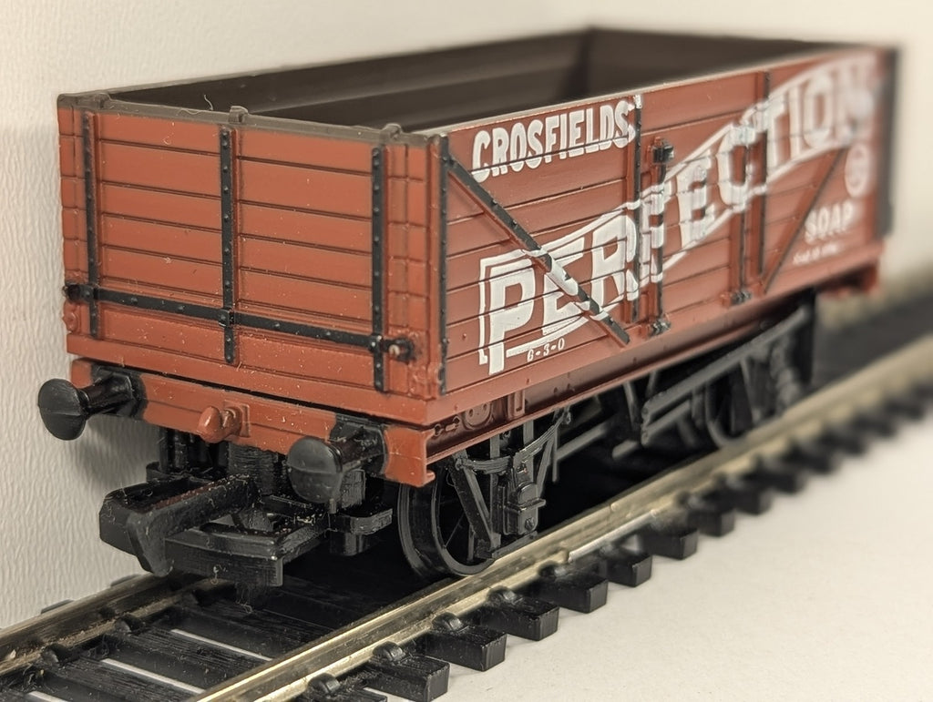 Airfix OO Scale 5-Plank Wagon Goods Wagon 82 Crosfields Perfection Soap