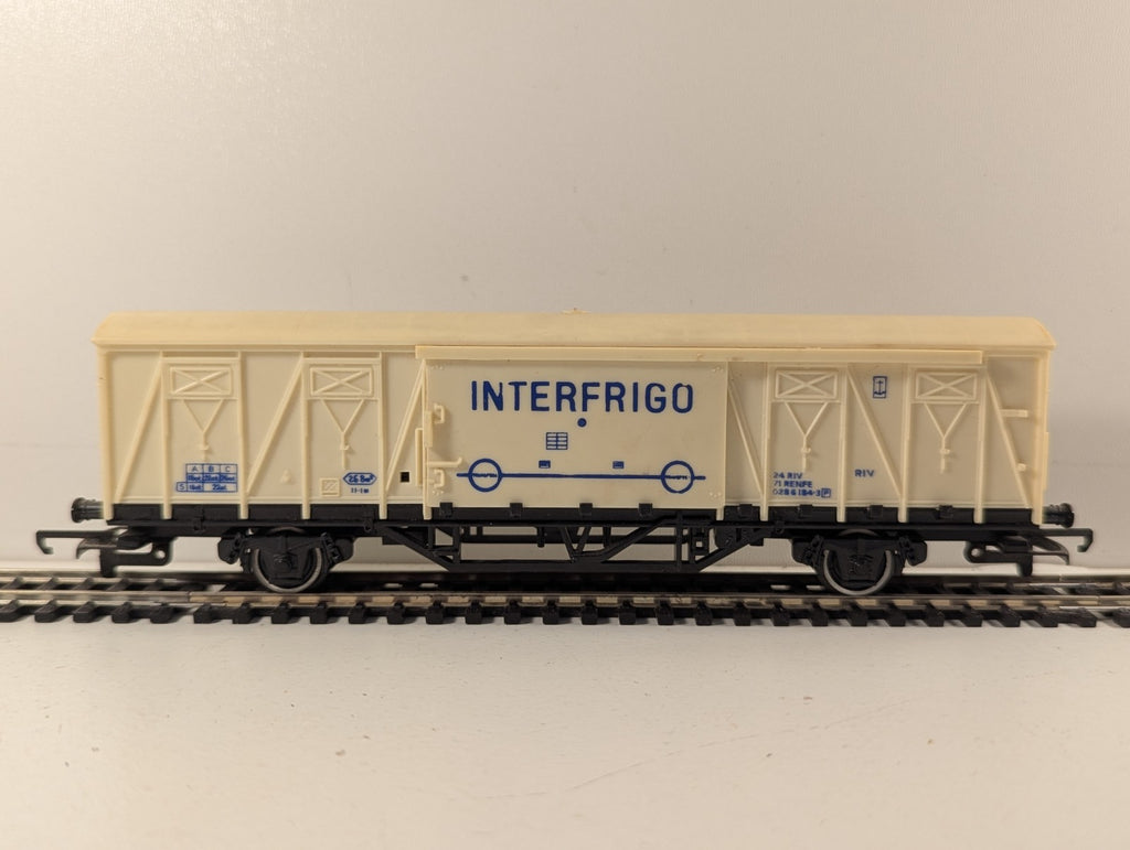 Tri-ang Hornby OO Gauge Interfrigo Refrigerator Van Goods Wagon