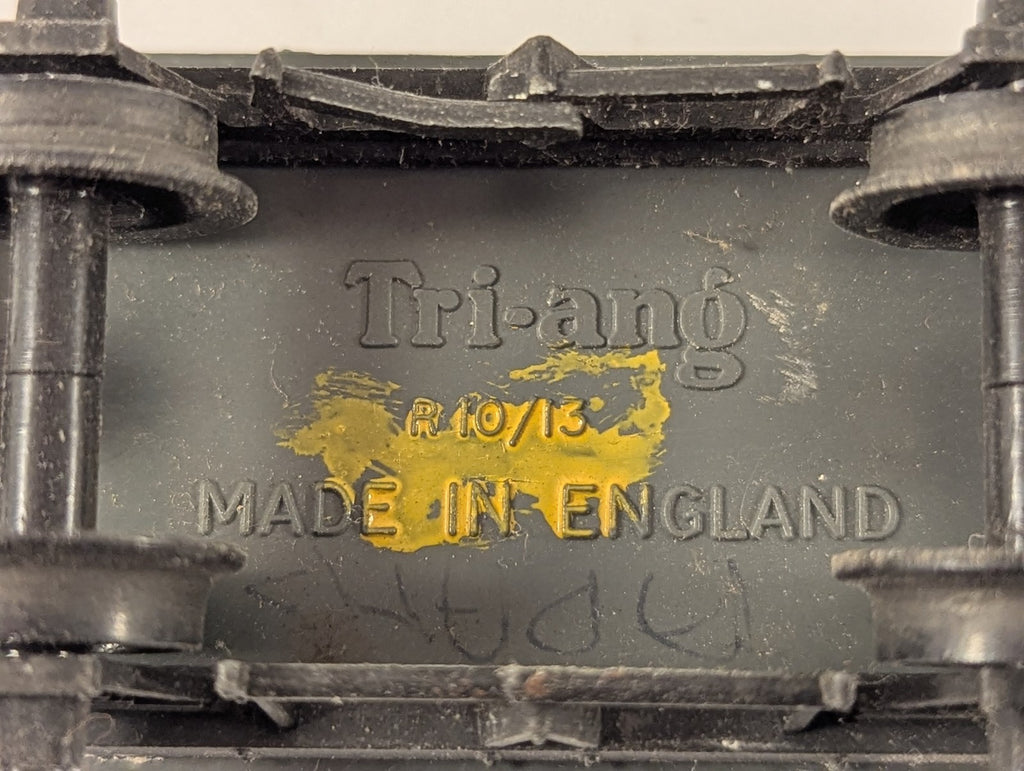 Tri-ang OO Gauge NE 5-Plank Open Wagon Goods Wagon 3207 NE Grey R.10