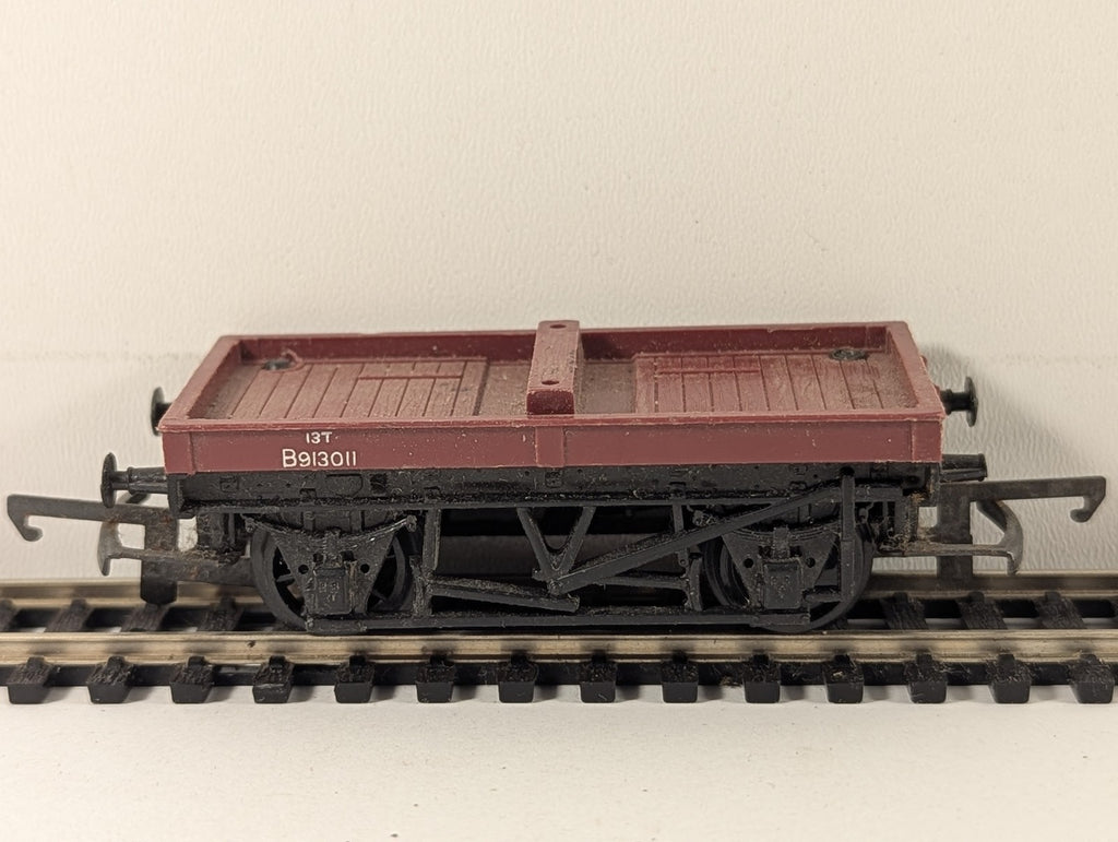 Tri-ang OO Gauge BR Conflat Wagon Rolling Stock B913011 BR Bauxite R.14