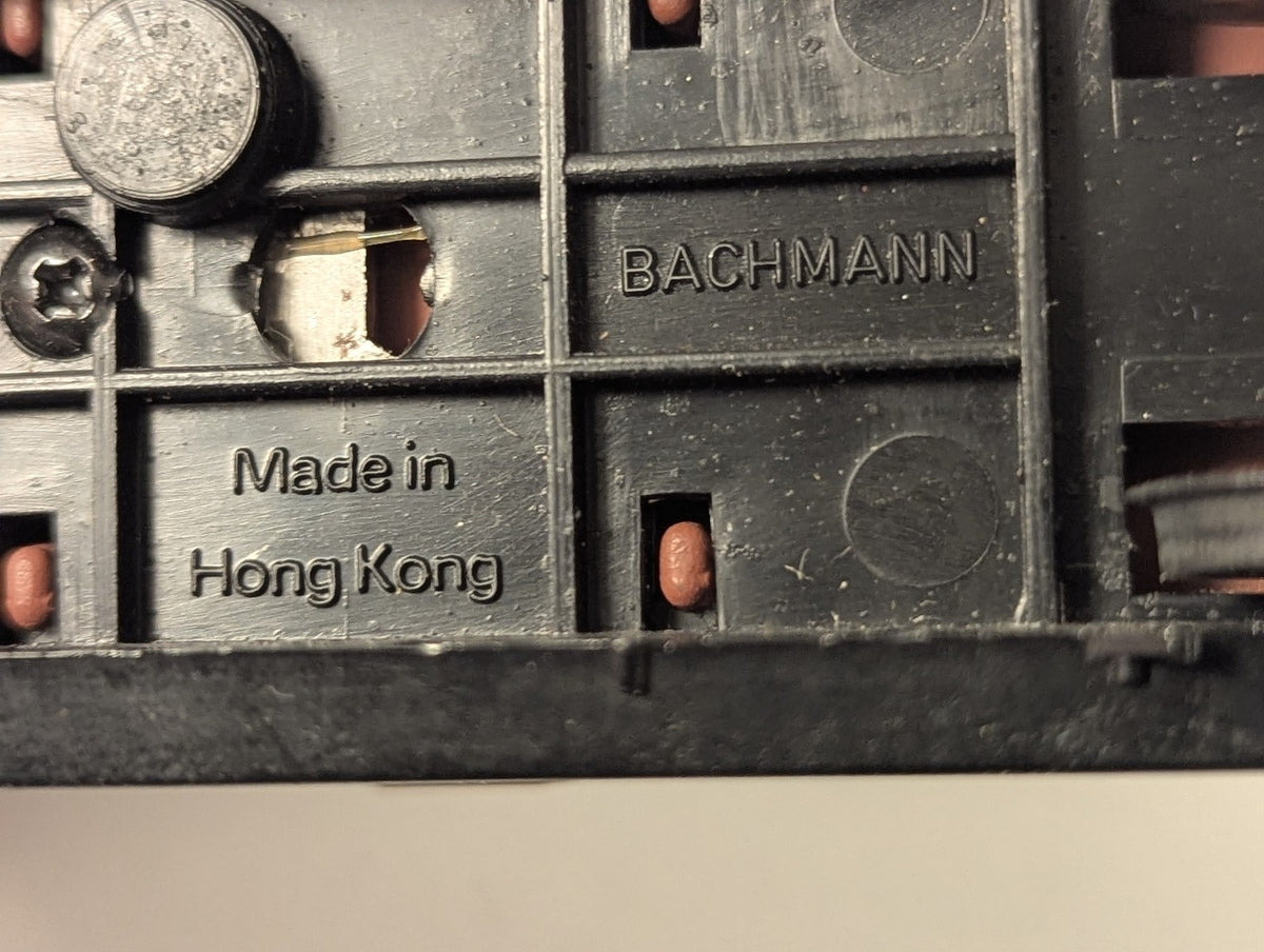 Bachmann OO Gauge NE 20 Ton Goods Brake Van 260922 NE Bauxite