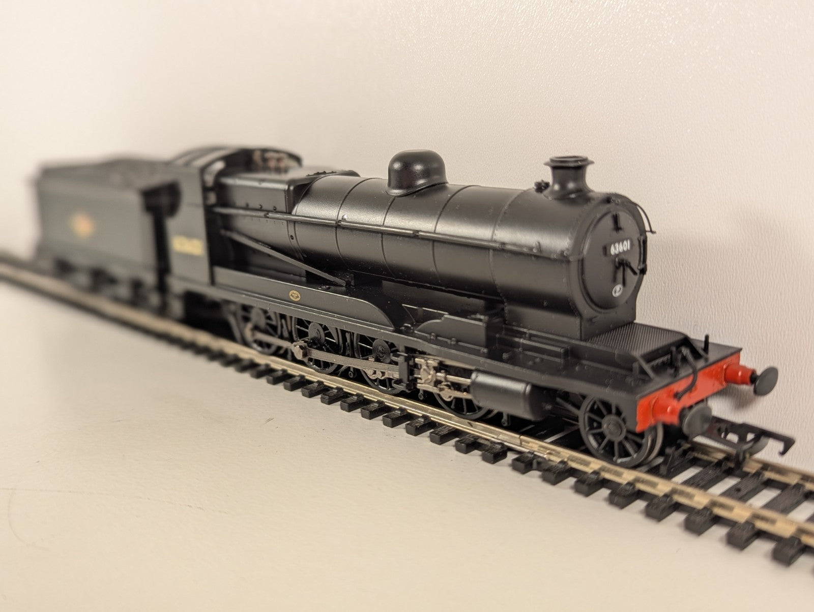 Bachmann 31-001 Robinson O4 Class Steam Locomotive in BR Black (Late Crest)