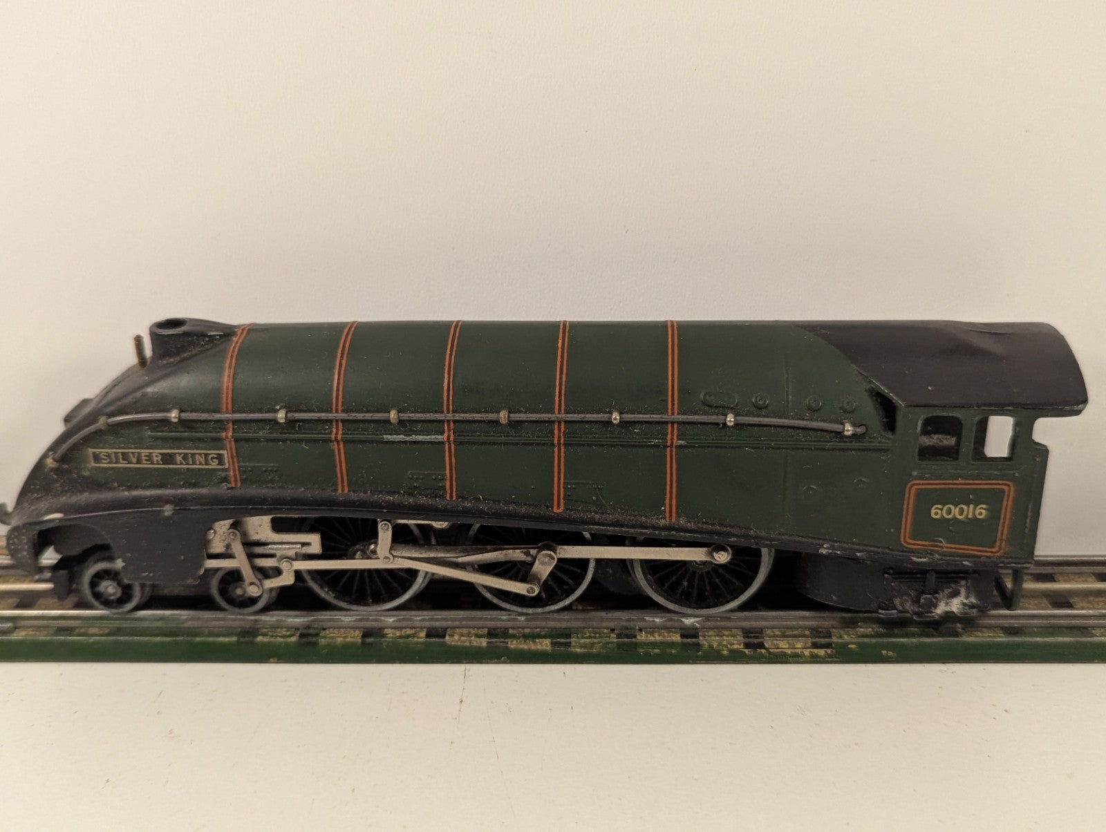 Hornby Dublo 3-Rail A4 60016 Silver King – Spares Repair