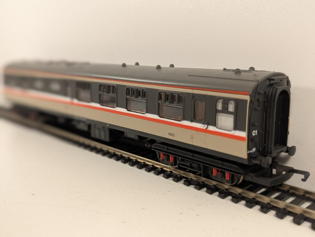 Hornby R426 BR Mk1 RMB Restaurant Miniature Buffet Coach