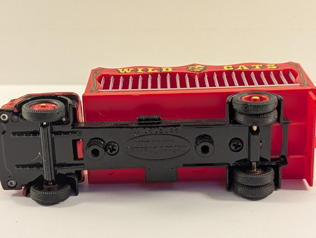 Hornby SkaleAutos Bartellos Big Top Circus Wild Cats Bedford TK Truck