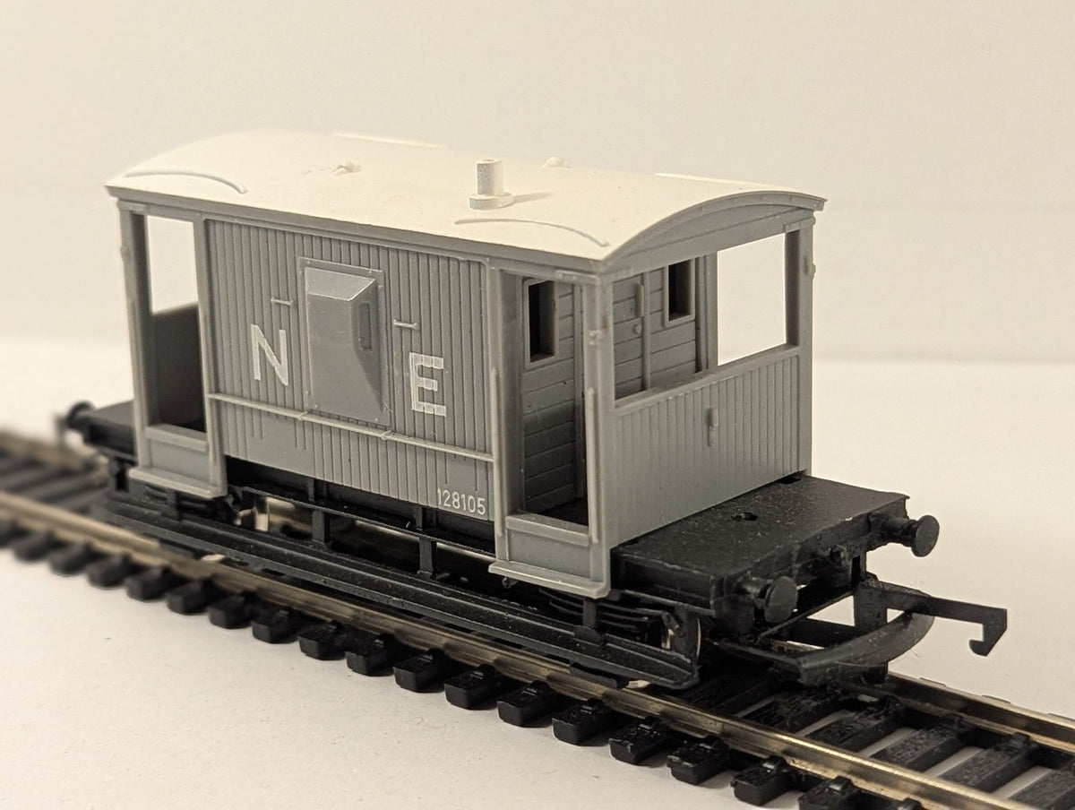 Wrenn OO Gauge Guards Van N.E. Brake Van 128105 NE Grey W5031