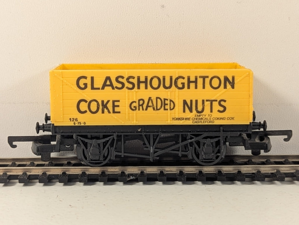 Lima OO Gauge Glasshoughton Coke Graded Nuts 7 Plank Wagon 126
