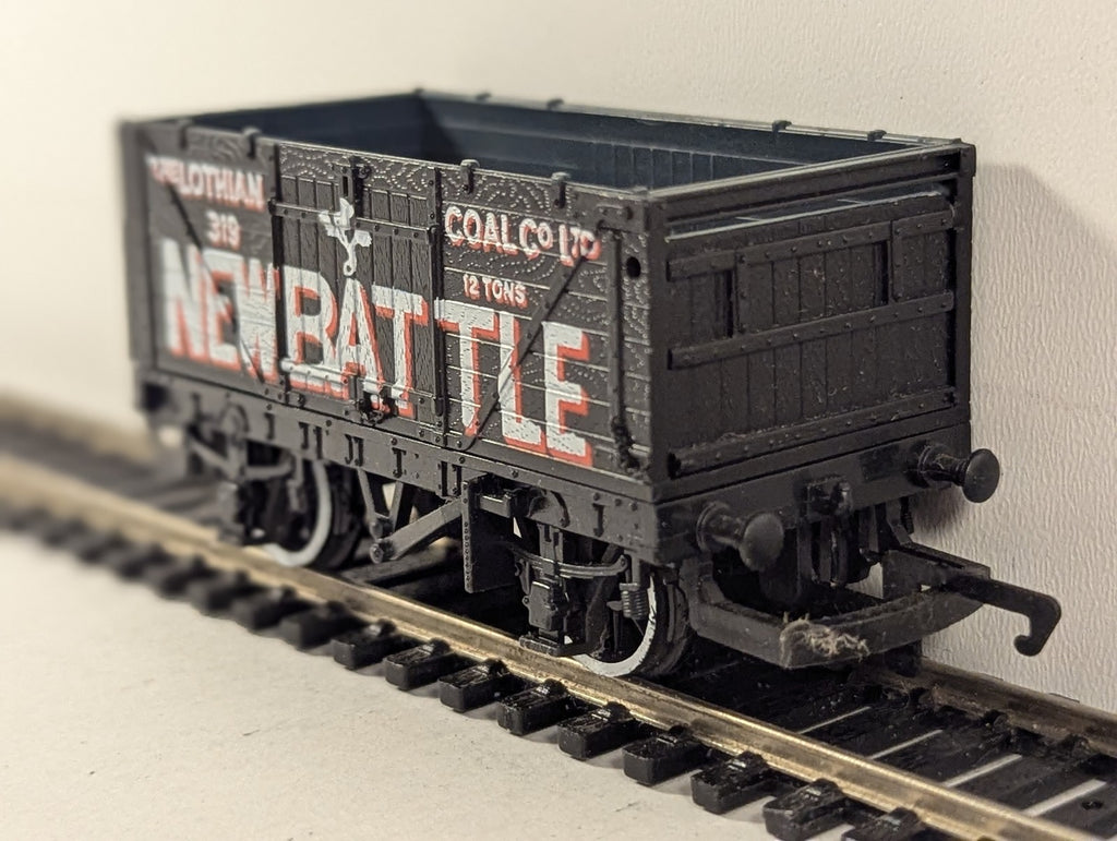Hornby OO Gauge The Lothian Coal Co Ltd Newbattle 7-Plank Open Wagon 319