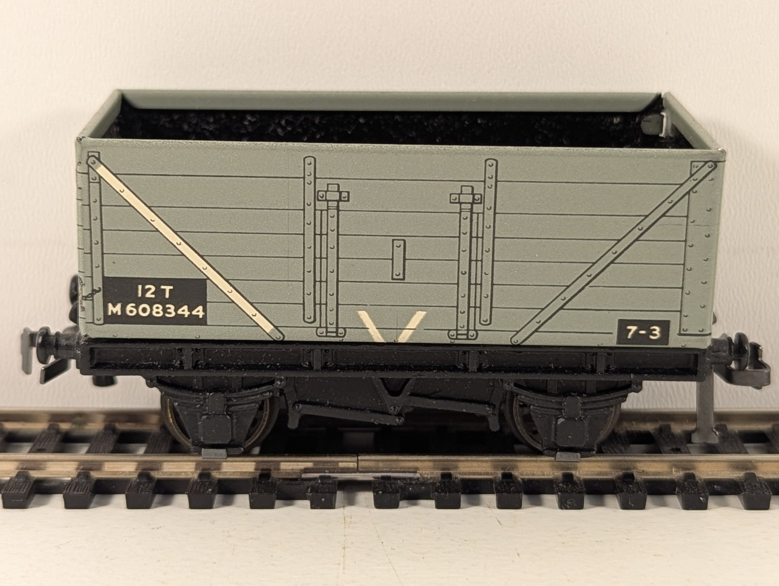 Hornby-Dublo 32055 OO Gauge D2 High-Sided Wagon - Boxed
