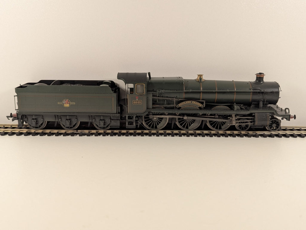 Hornby R3019 – BR Grange Class “Paviland Grange” (Weathered Green, DCC Fitted)