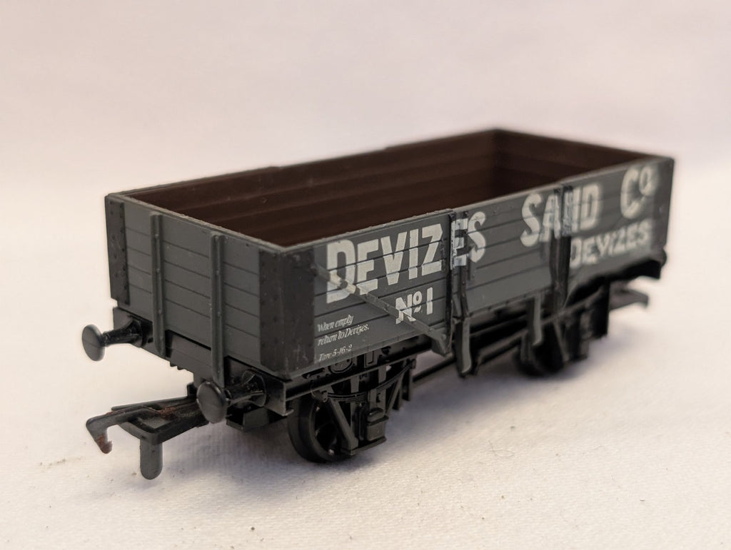 Airfix OO Gauge Devizes Sand Co. 5 Plank Open Wagon Goods Wagon