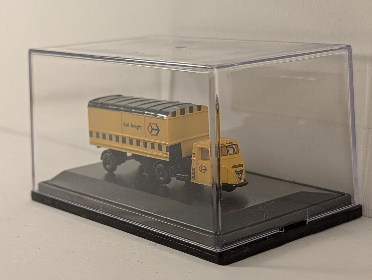 Oxford Diecast N Gauge Scammell Scarab Van Trailer Die-cast Model Truck DLB 245