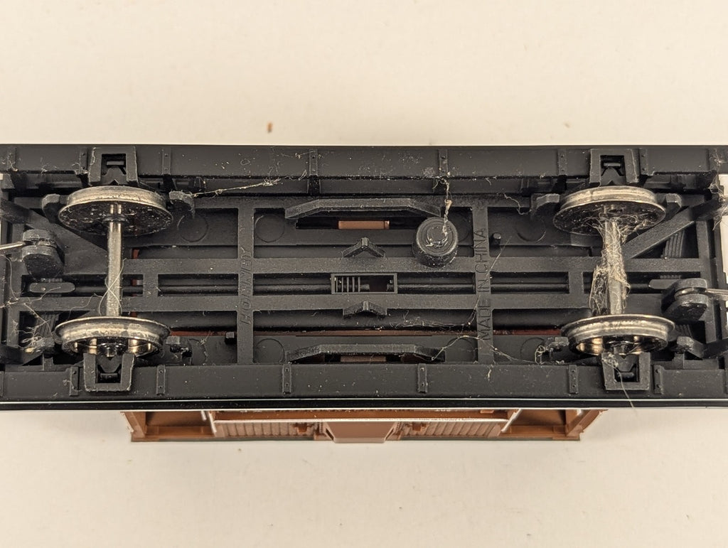 Hornby OO Gauge BR 20 Ton Brake Van Goods Wagon B 952045 BR Bauxite R6367