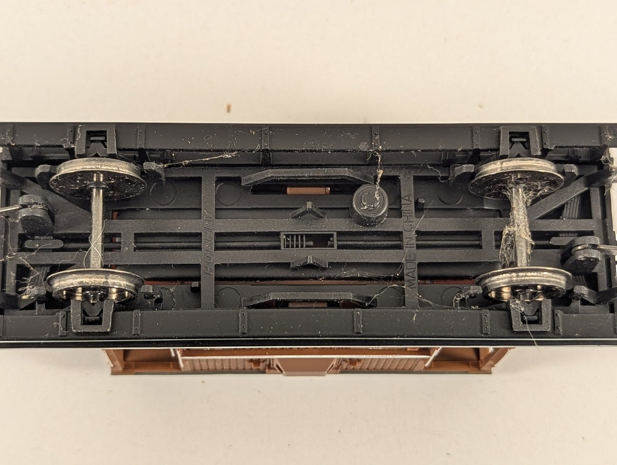 Hornby OO Gauge BR 20 Ton Brake Van Goods Wagon B 952045 BR Bauxite R6367
