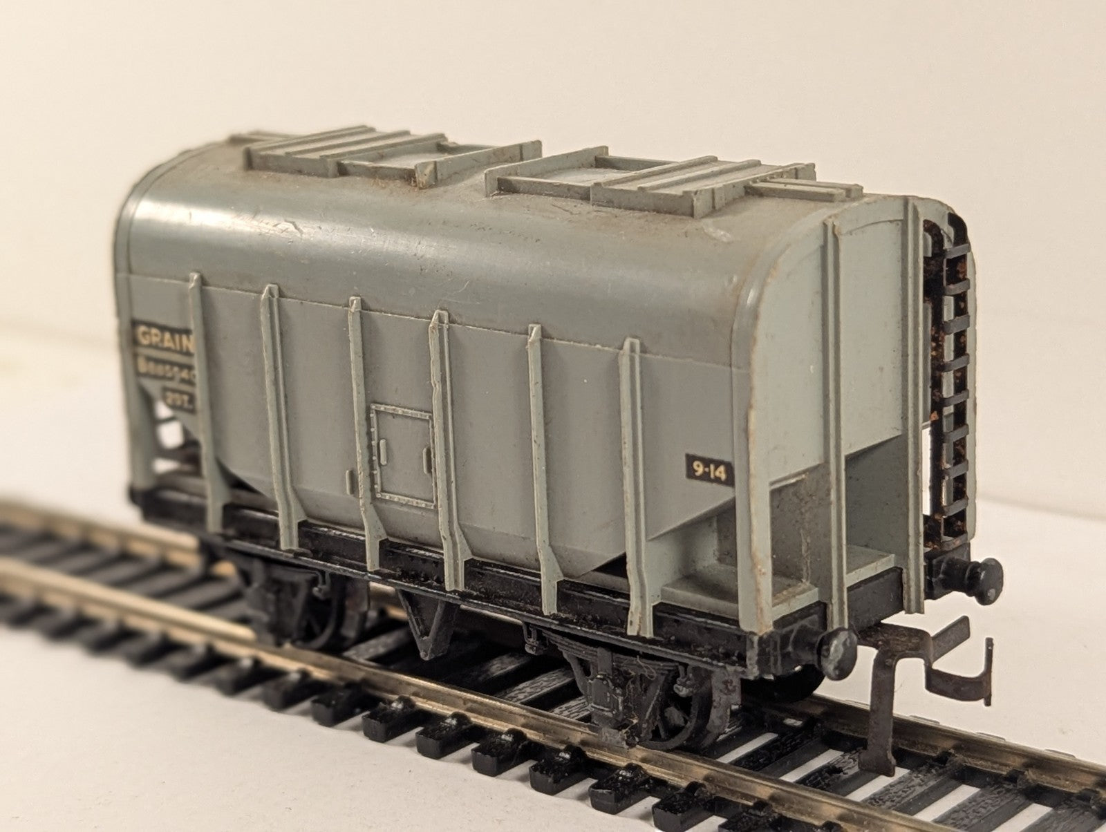Hornby Dublo 32067 20 Ton Bulk Grain Wagon OO Gauge