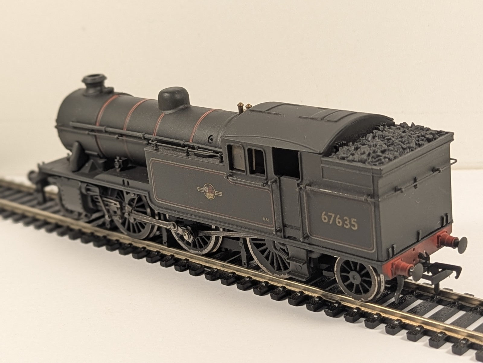 Bachmann 31-611 OO Gauge V1 Tank 67635 BR Lined Black Weathered - Non-Runner