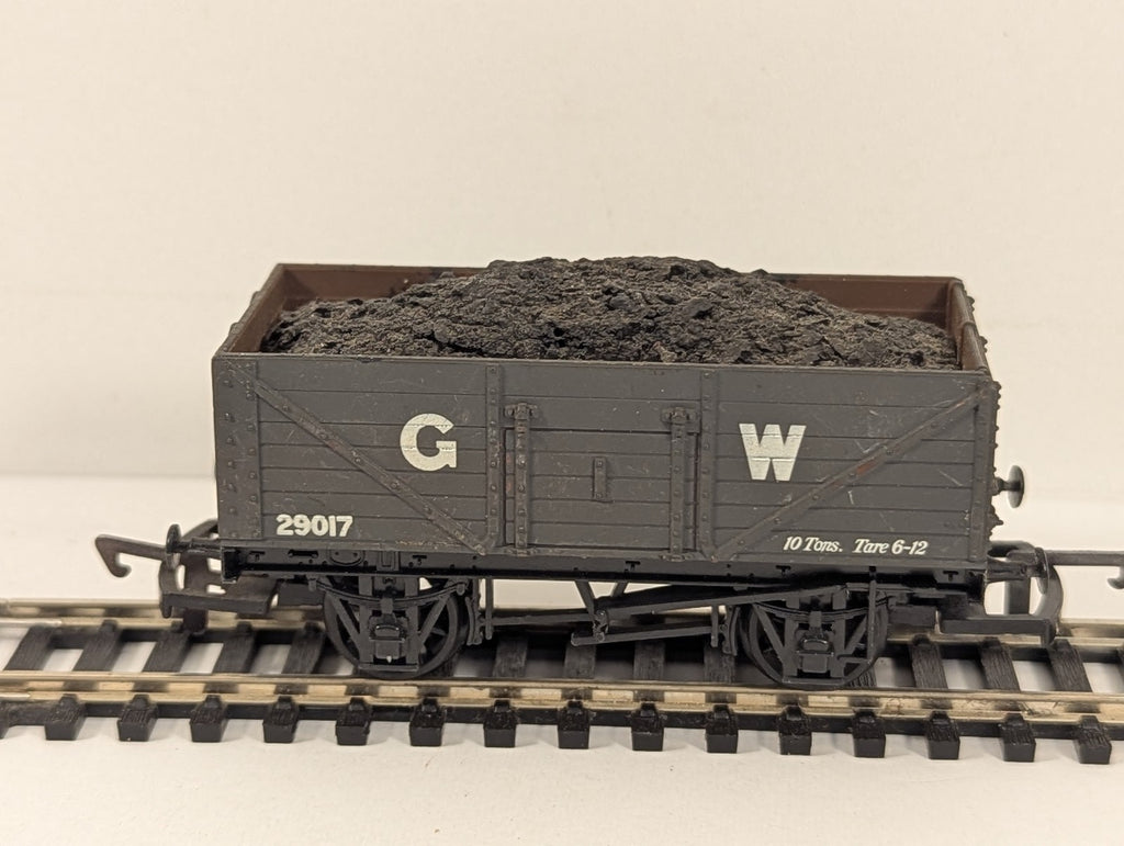 Airfix OO Gauge GWR 5-Plank Wagon Goods Wagon 29017 GWR Grey 54313