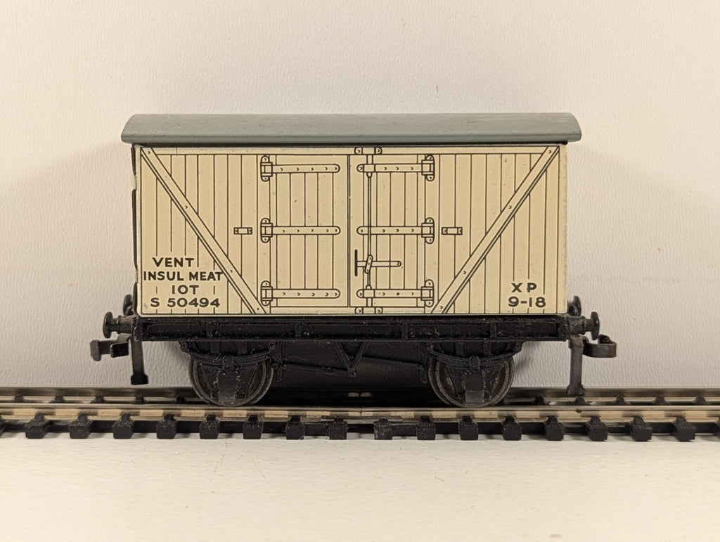 Hornby Dublo 32065 OO Gauge BR White D1 Meat Van - Boxed