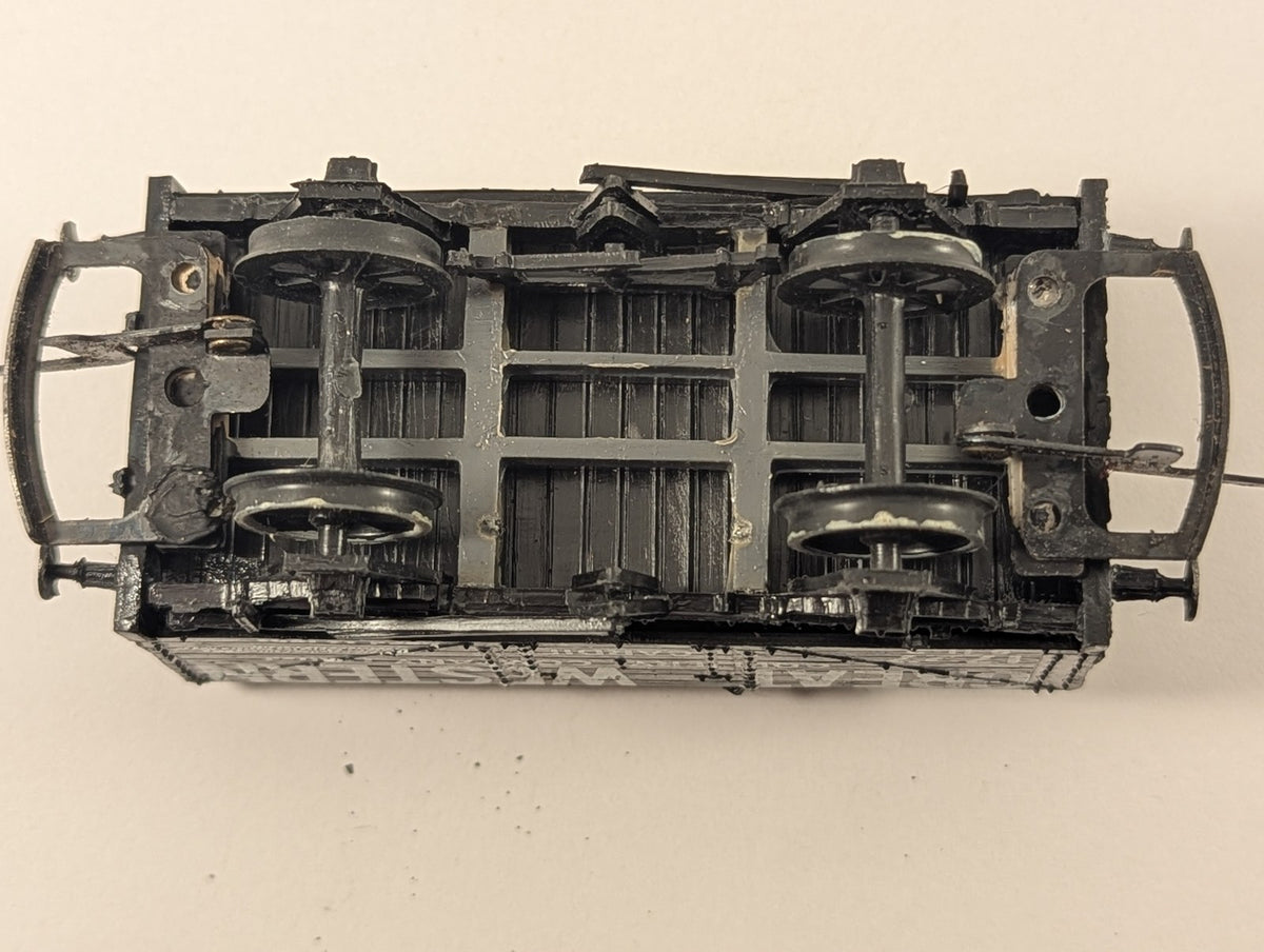 Hornby OO Gauge 7 Plank Open Wagon Great Western Colliery Goods Wagon 1727 R6056