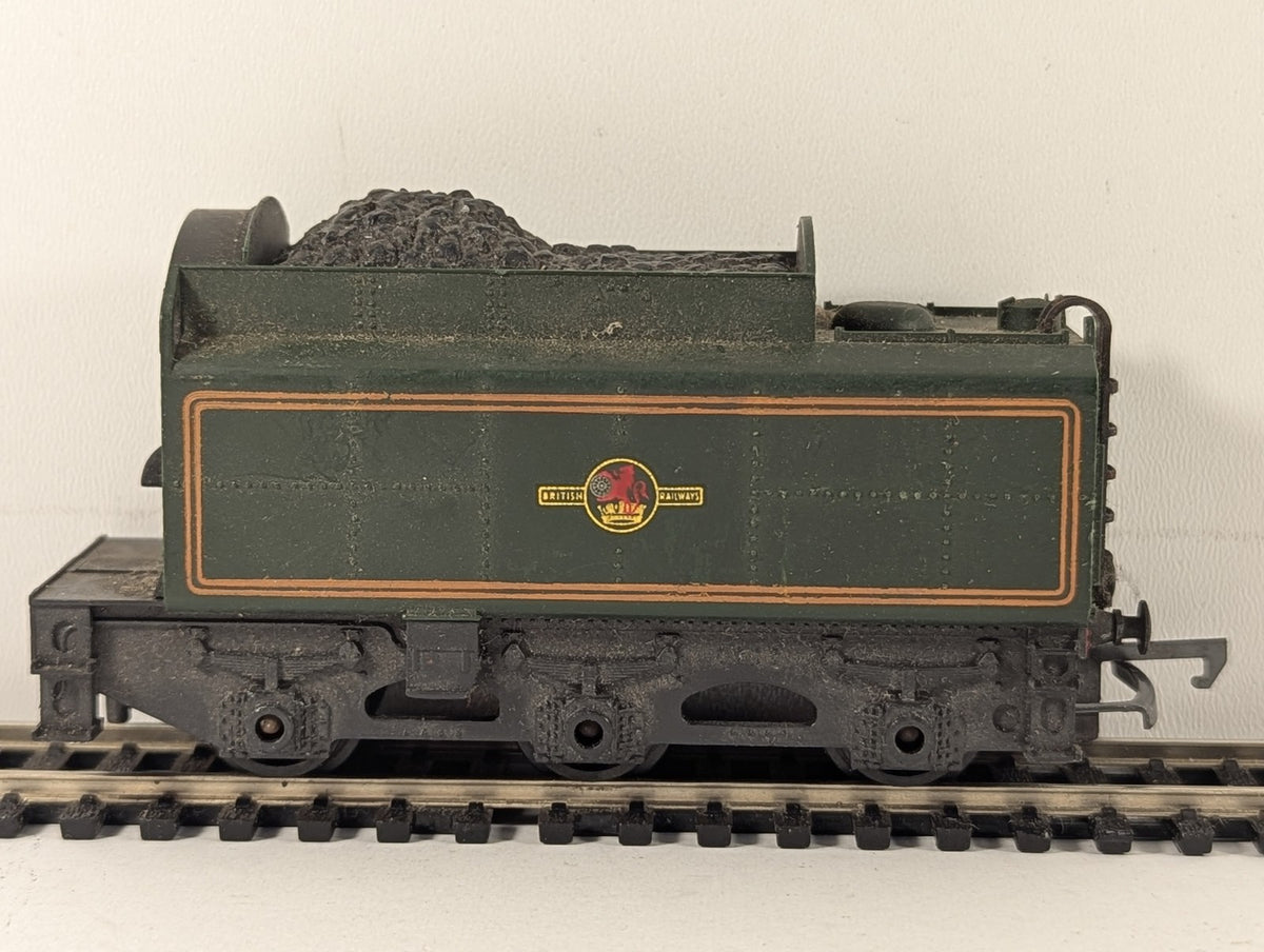 Tri-ang OO Gauge BR 6-Wheel Tender BR Green