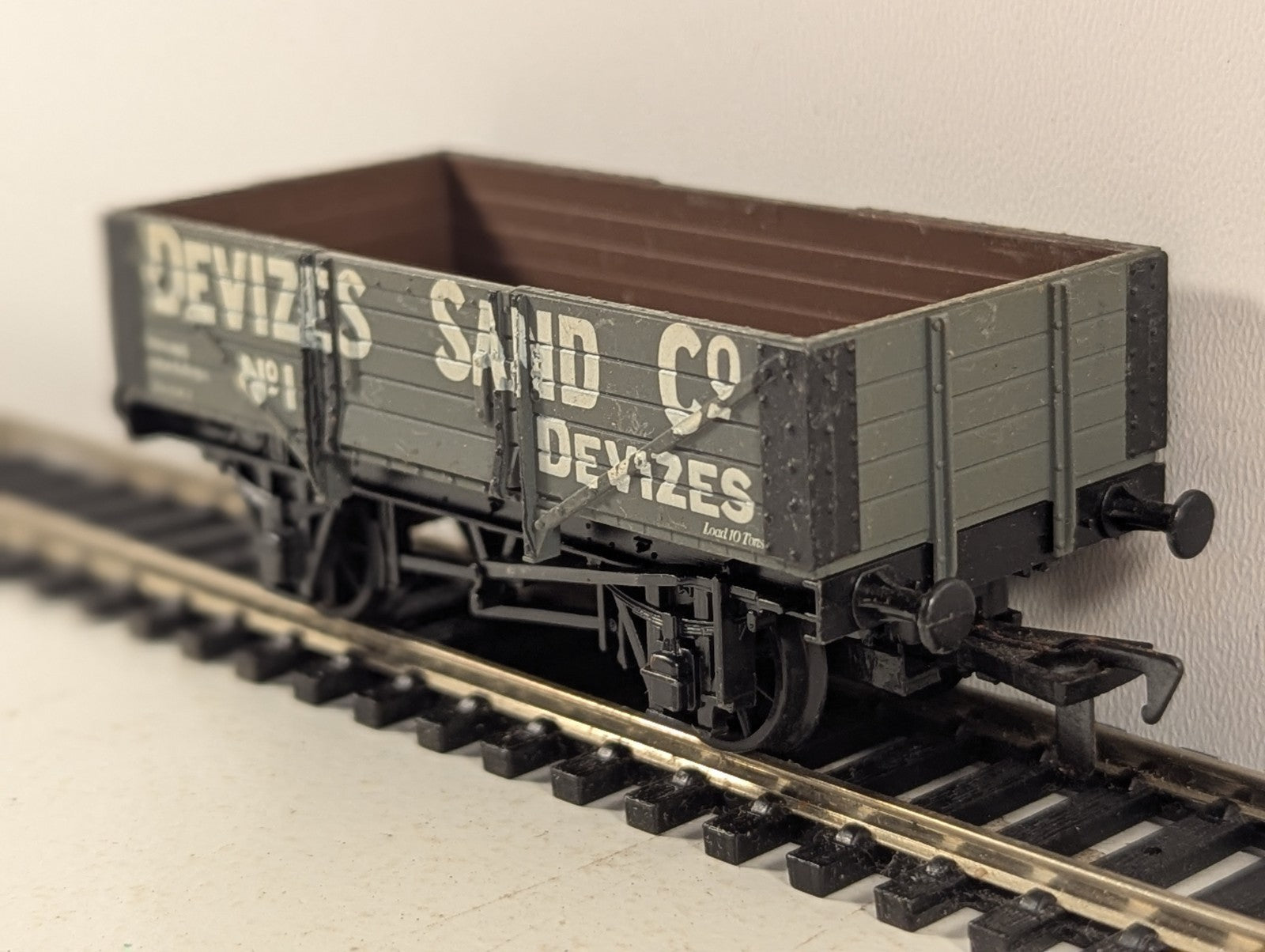 Airfix OO Gauge 5 Plank Wagon Open Wagon 1 Devizes Sand Co. 54308