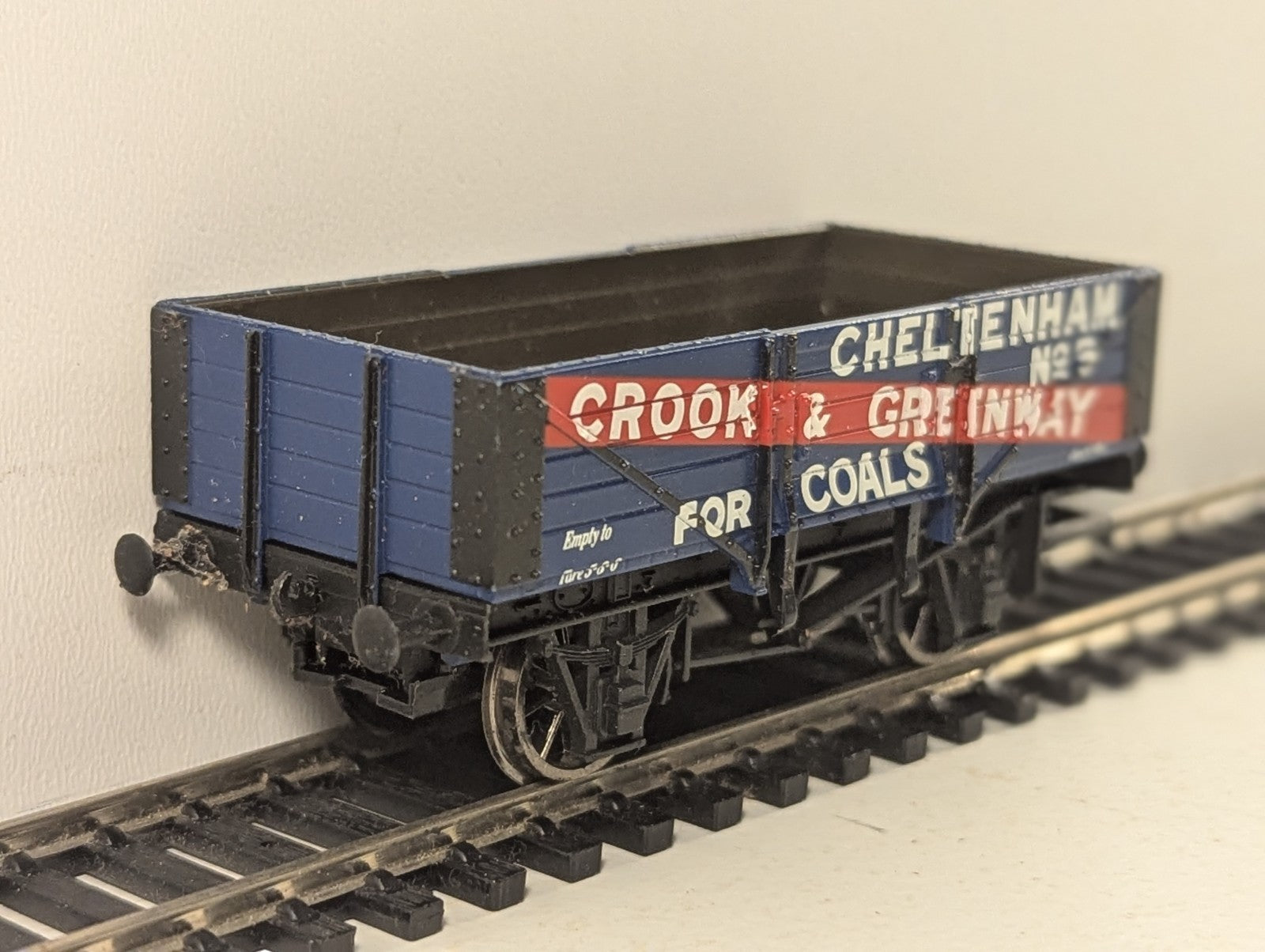 Hornby OO Gauge Crook & Greenway 5 Plank Wagon No. 5 Wagons