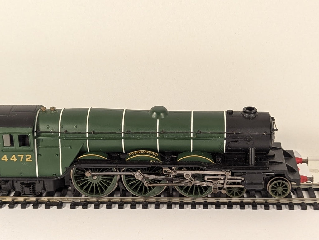 Hornby R098 OO Gauge LNER A3 Flying Scotsman – Missing Front Coupling
