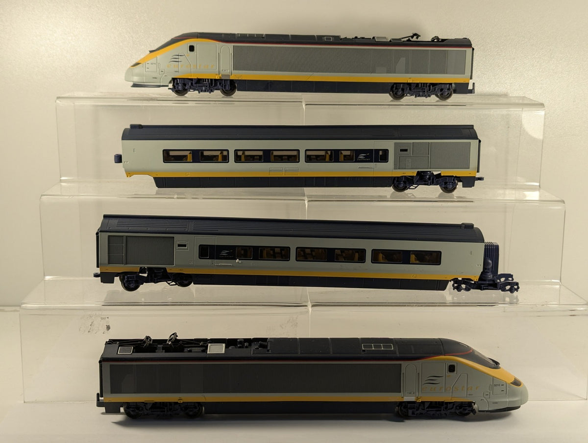 Hornby OO Gauge Eurostar Class 373 4-Car Set Electric Train Pack 3213 & 3214