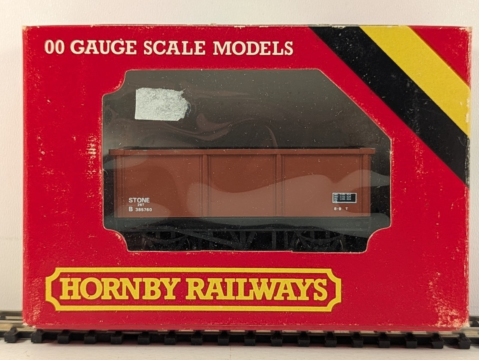 Hornby Railways OO Gauge 26T Stone Wagon Goods Wagon B385760 BR Bauxite