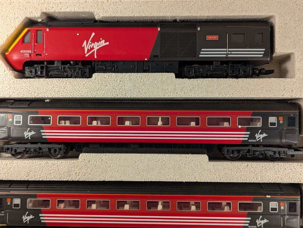Hornby R2045 OO Gauge Virgin Trains 125 High Speed Train Pack
