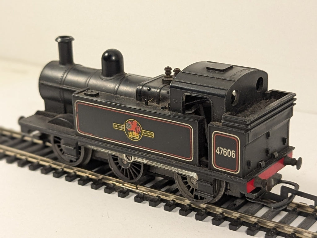 Tri-ang OO Gauge Class 3F Jinty 0-6-0T Locomotive 47606 BR Black