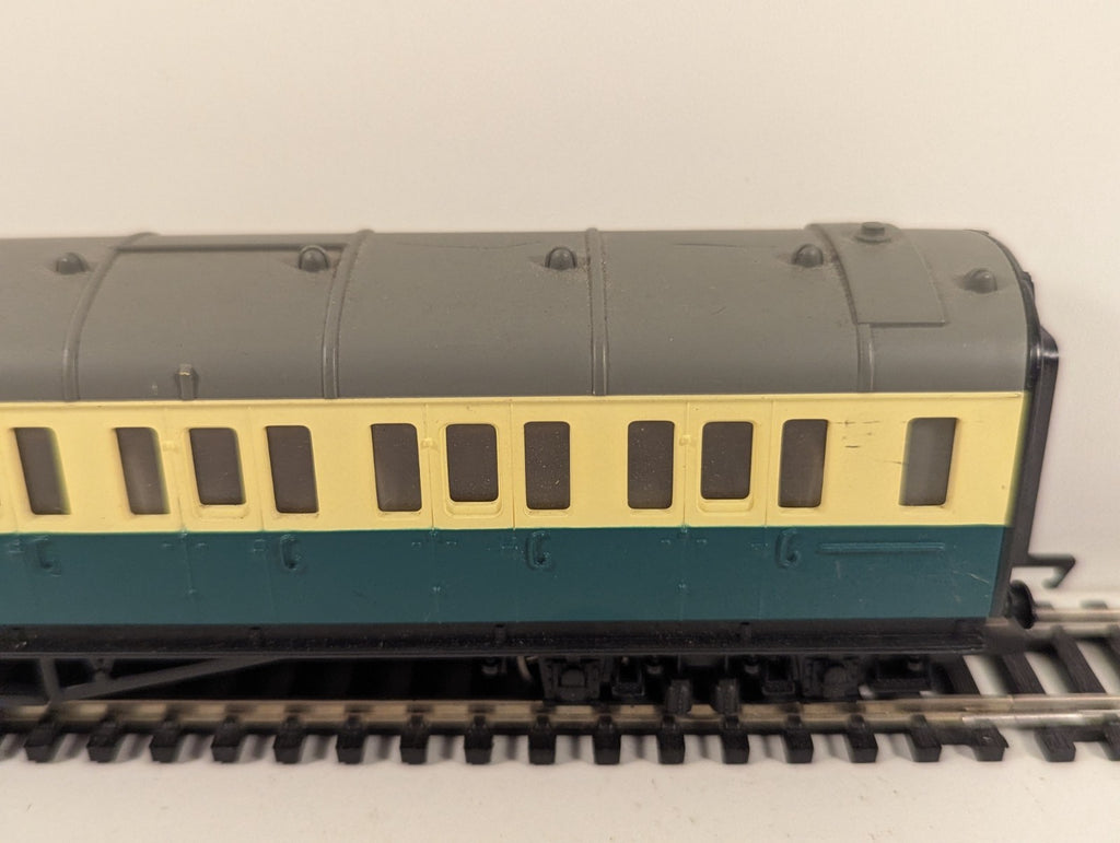 Hornby R.121 Thomas and friends LNER Brake Coach