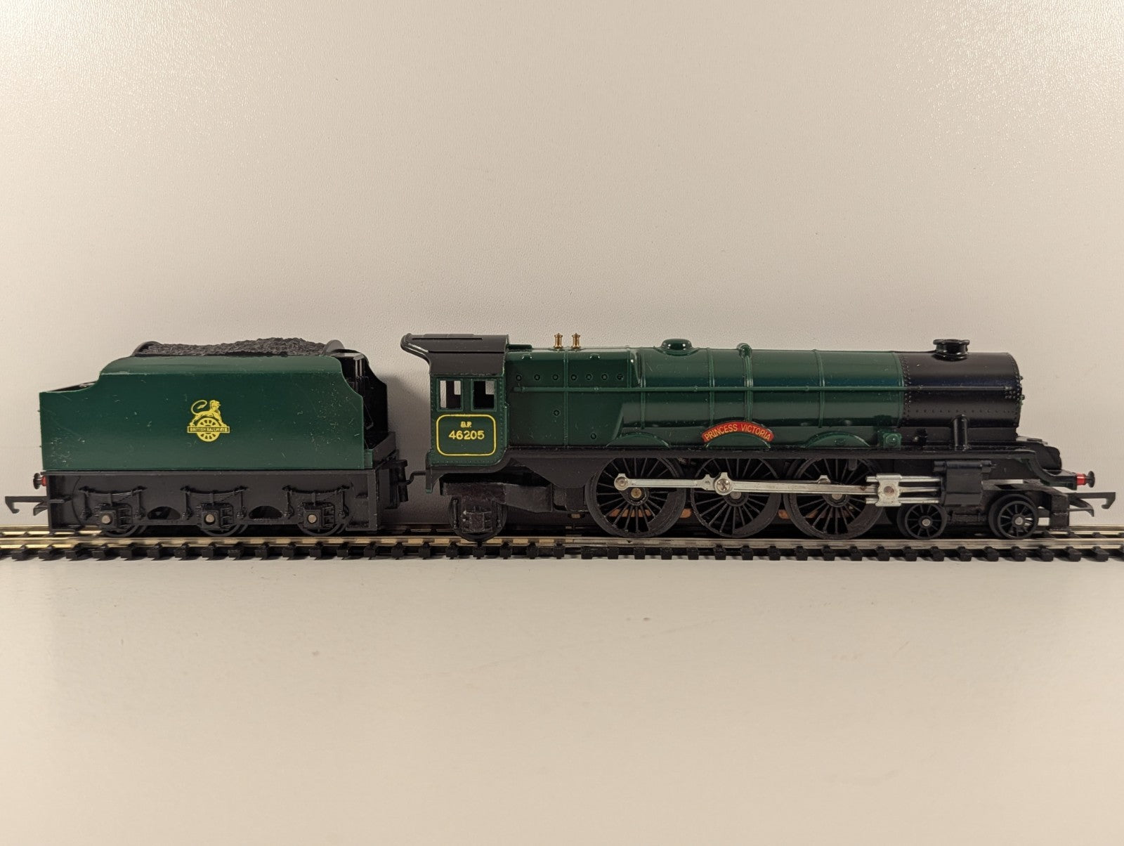 Tri-ang Hornby R053 OO Gauge BR Princess Class 4-6-2 “Princess Victoria”