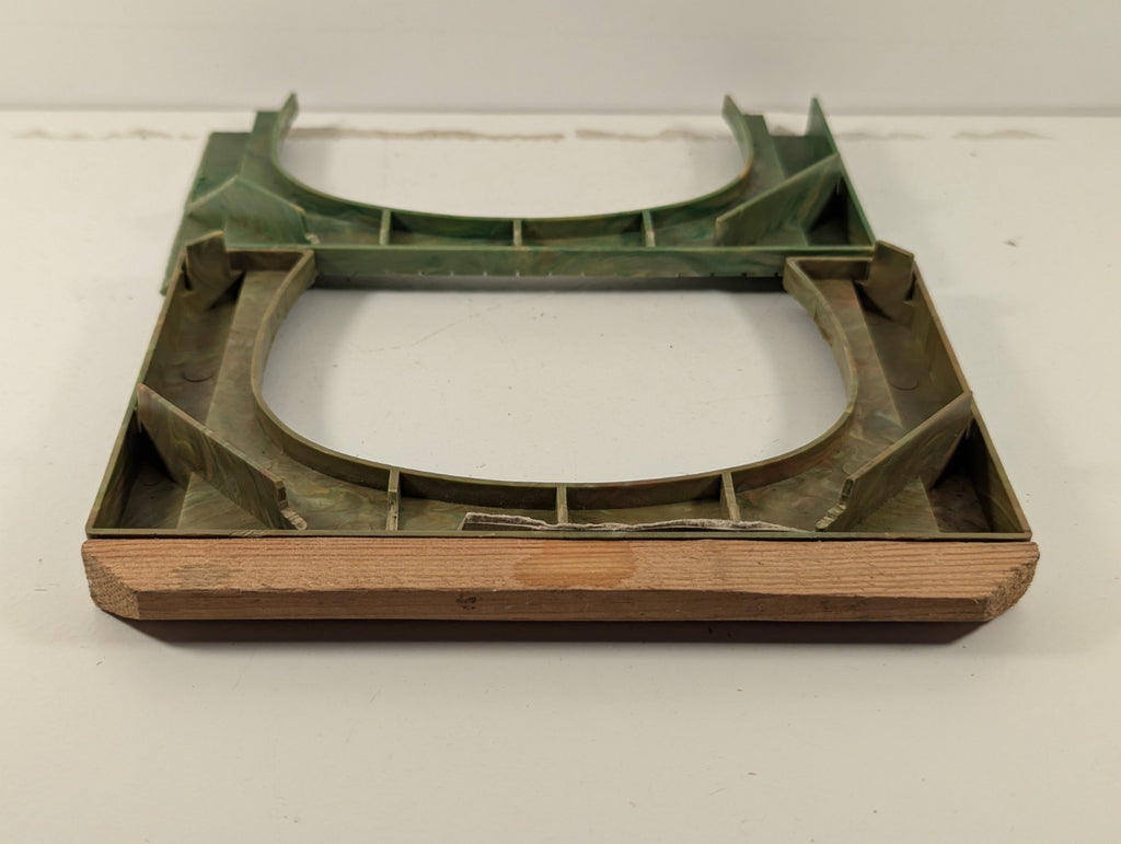 Hornby R164 OO Gauge Double Track Tunnel Portals - one portal is damaged