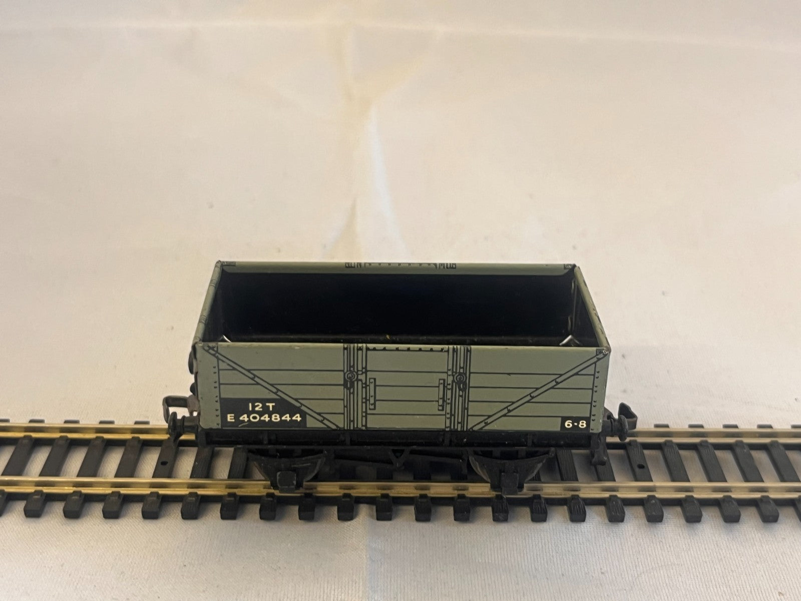 Hornby Dublo 32075 OO Gauge 5 Plank Goods Wagon E404844 BR Grey
