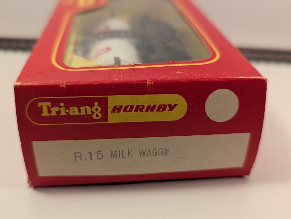 Tri-ang / Hornby R15 OO Gauge United Dairies Milk Tank Wagon