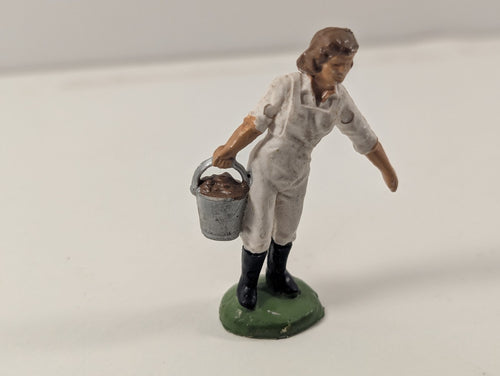 Britains “Land Girl / Farm Worker” Figure – 1:32 Scale