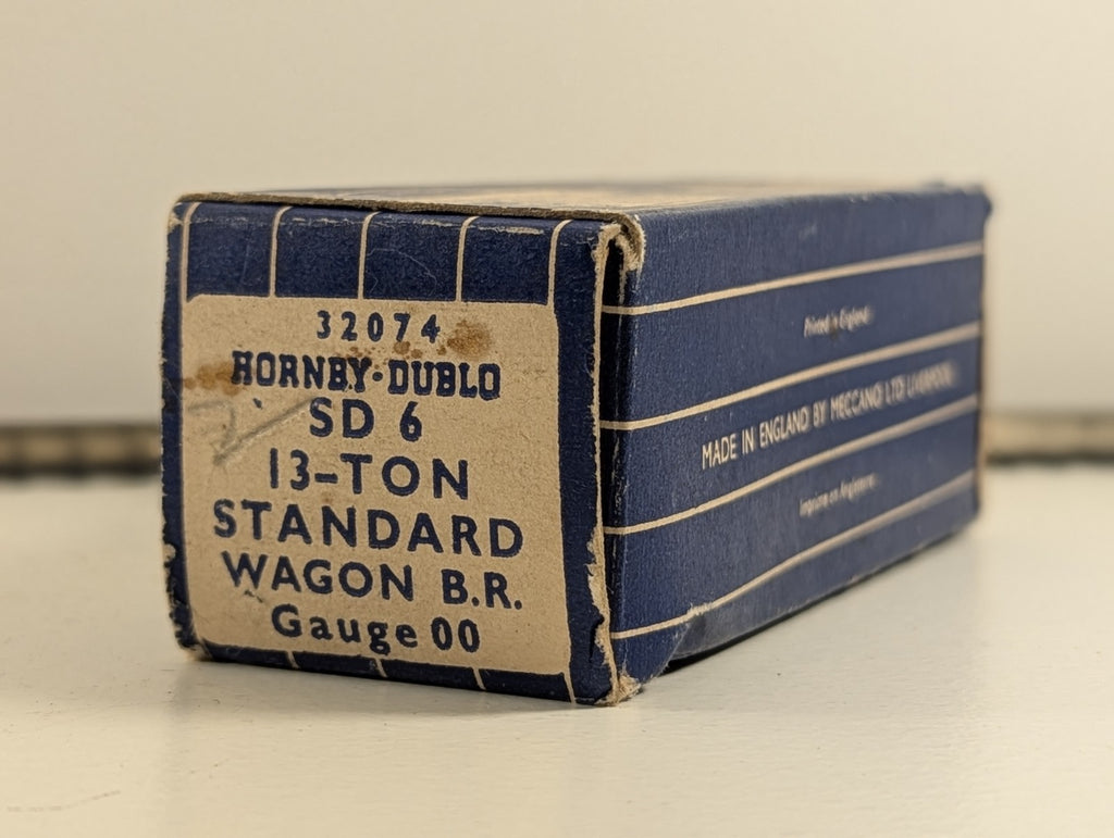 Hornby Dublo 32074 OO Gauge 13-Ton Standard Wagon - Boxed