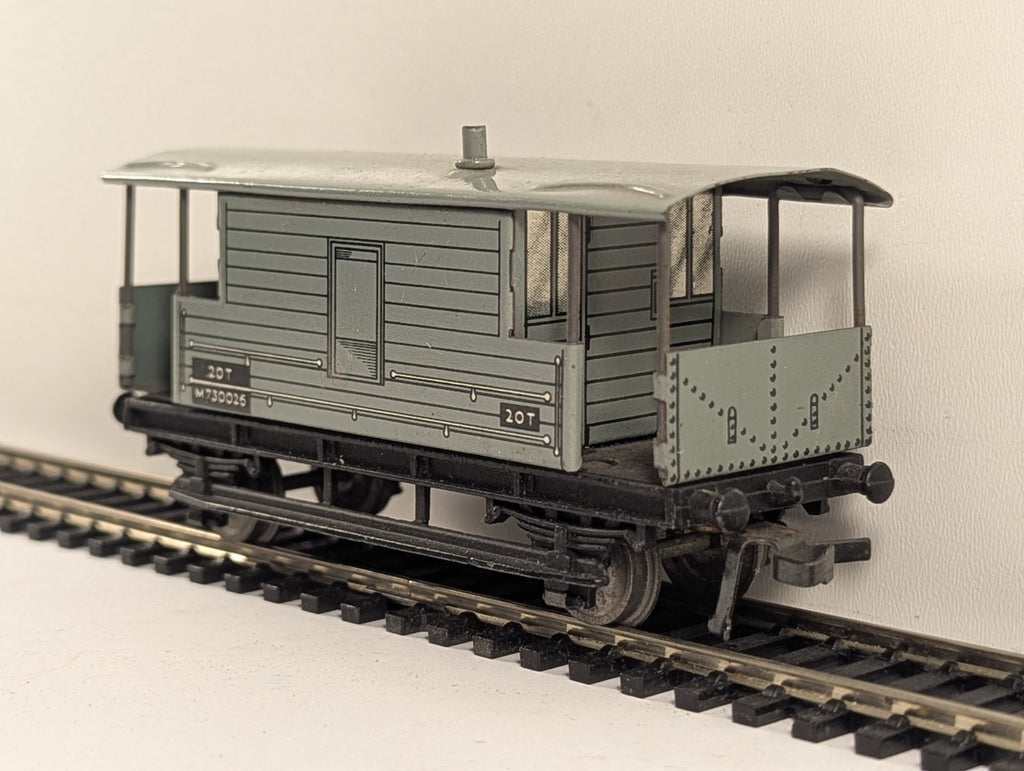 Hornby Dublo 32045 OO Gauge BR Brake Van