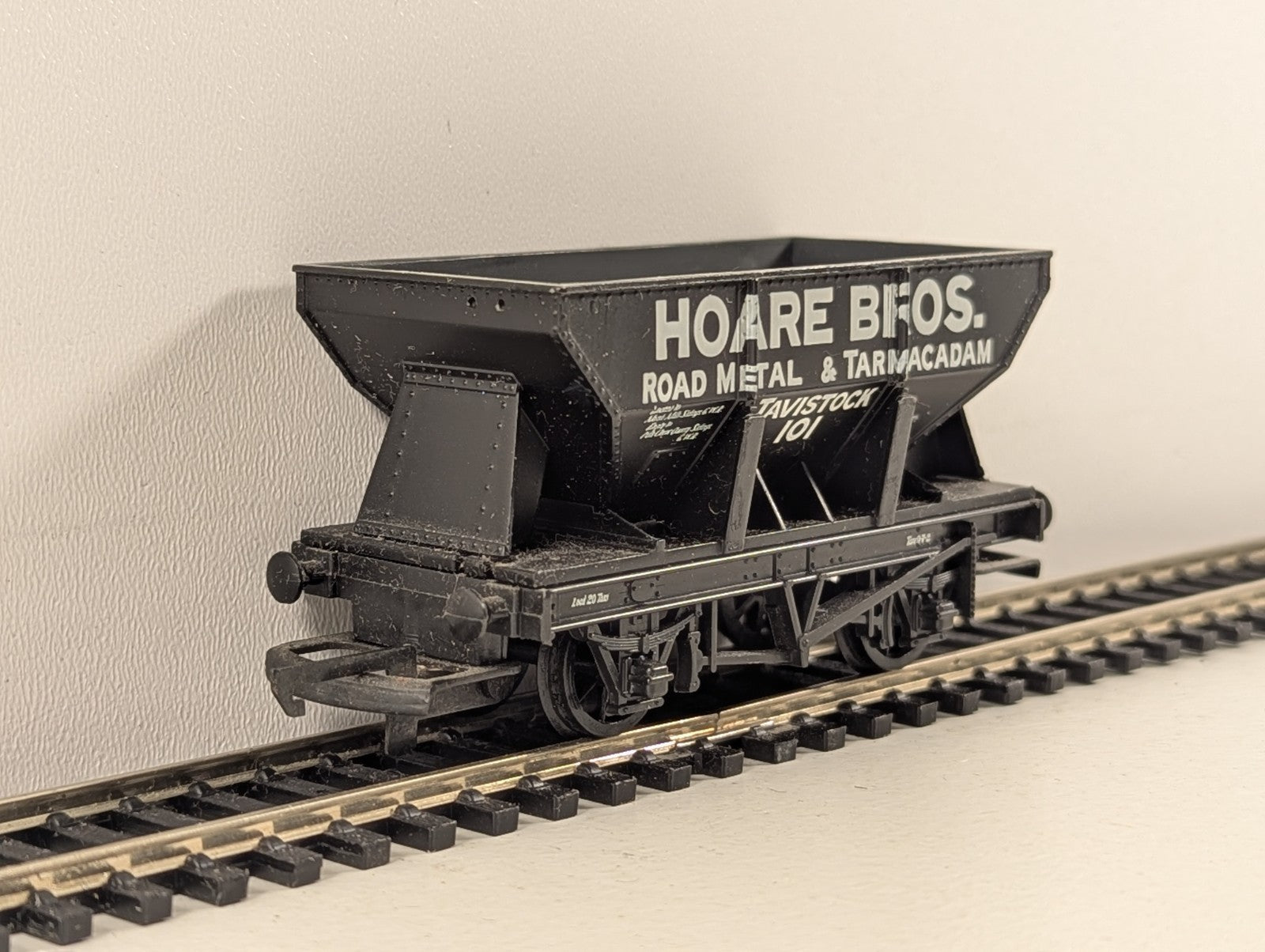 Mainline Railways 37407 OO Gauge Hoare Bros Hopper Wagon - Boxed