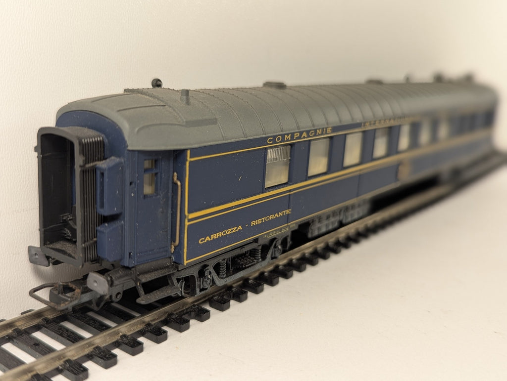 Jouef HO Gauge CIWL Dining Car Passenger Coach 2975 CIWL Blue 5300