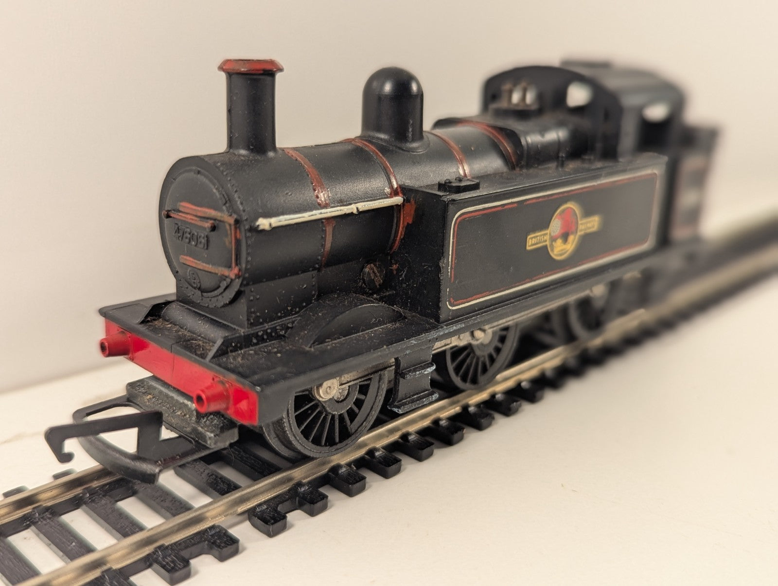 Tri-ang R52 OO Gauge BR Class 3F “Jinty” 47606 – Some Repaint