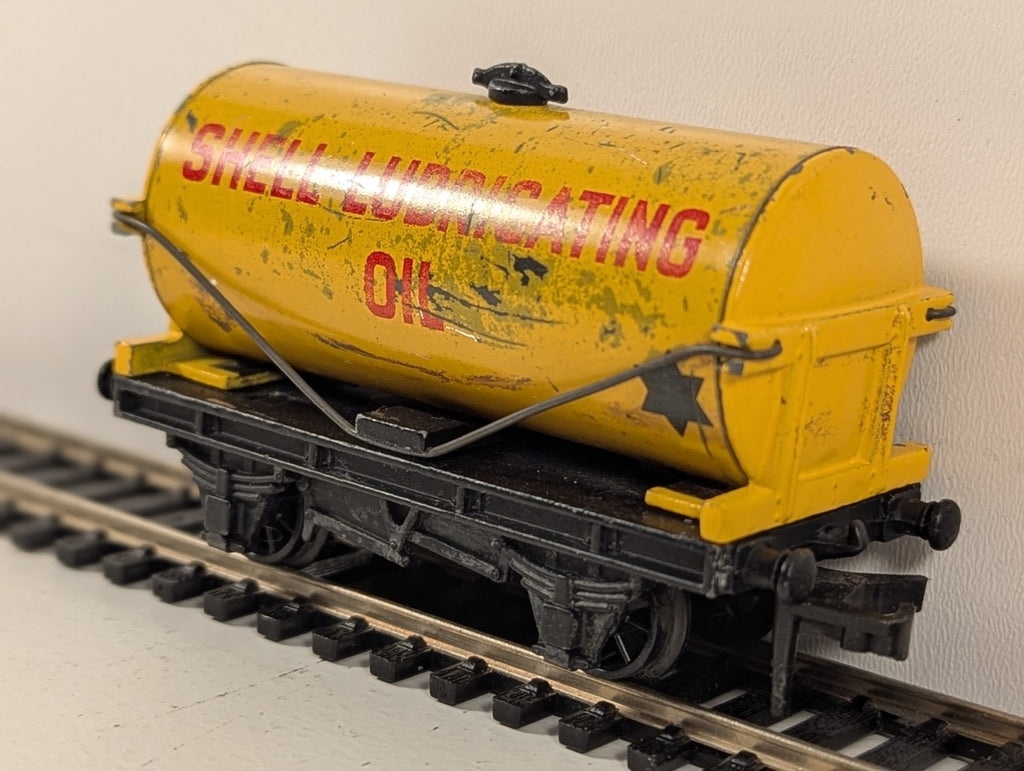 Hornby Dublo OO Gauge Shell Lubricating Oil 14T Tank Wagon (Damaged Paint)