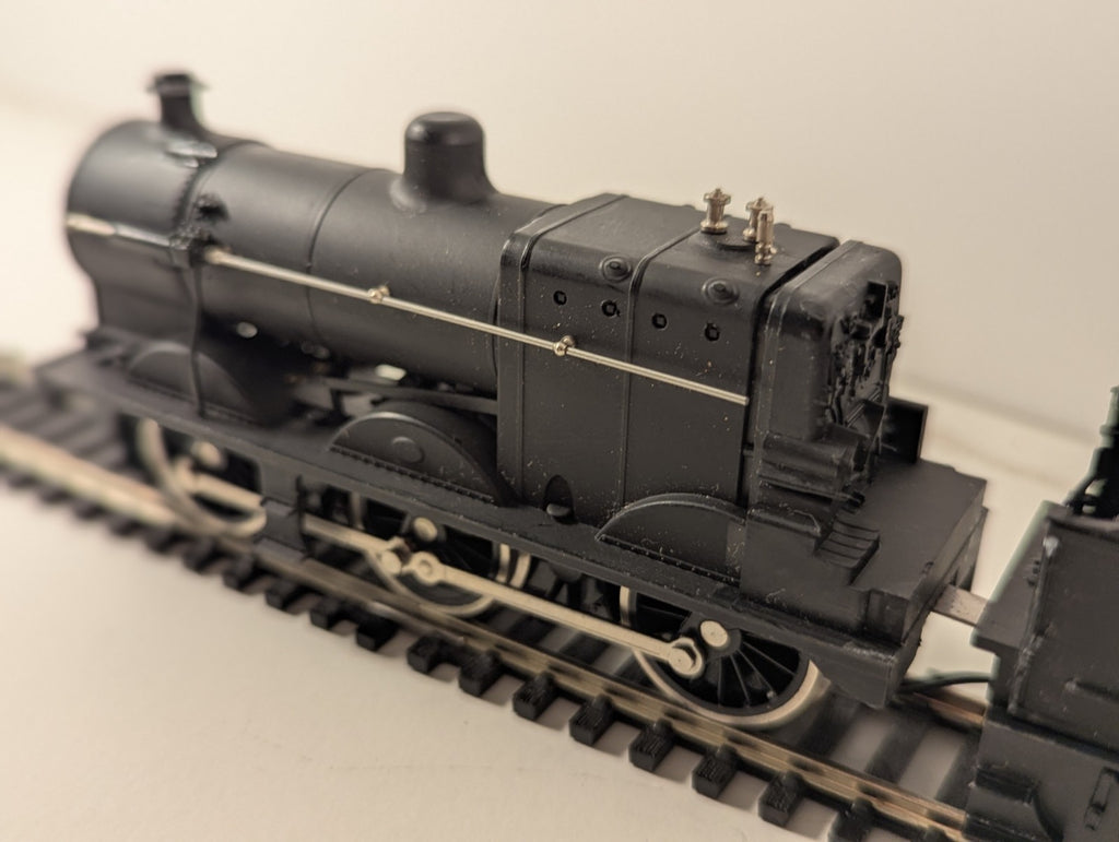 Airfix OO Gauge – BR Black 0-6-0 Class 4F ‘44454’ (Missing Cab and Buffers)