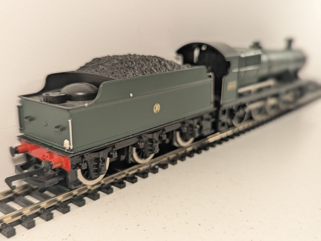 Hornby OO Gauge GWR 2800 Class 2-8-0 Steam Locomotive 2844 GWR Green