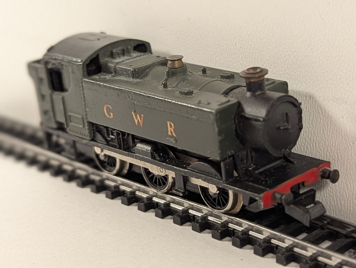 Graham Farish N Gauge GWR Class 94xx 0-6-0 Pannier Tank Steam Locomotive
