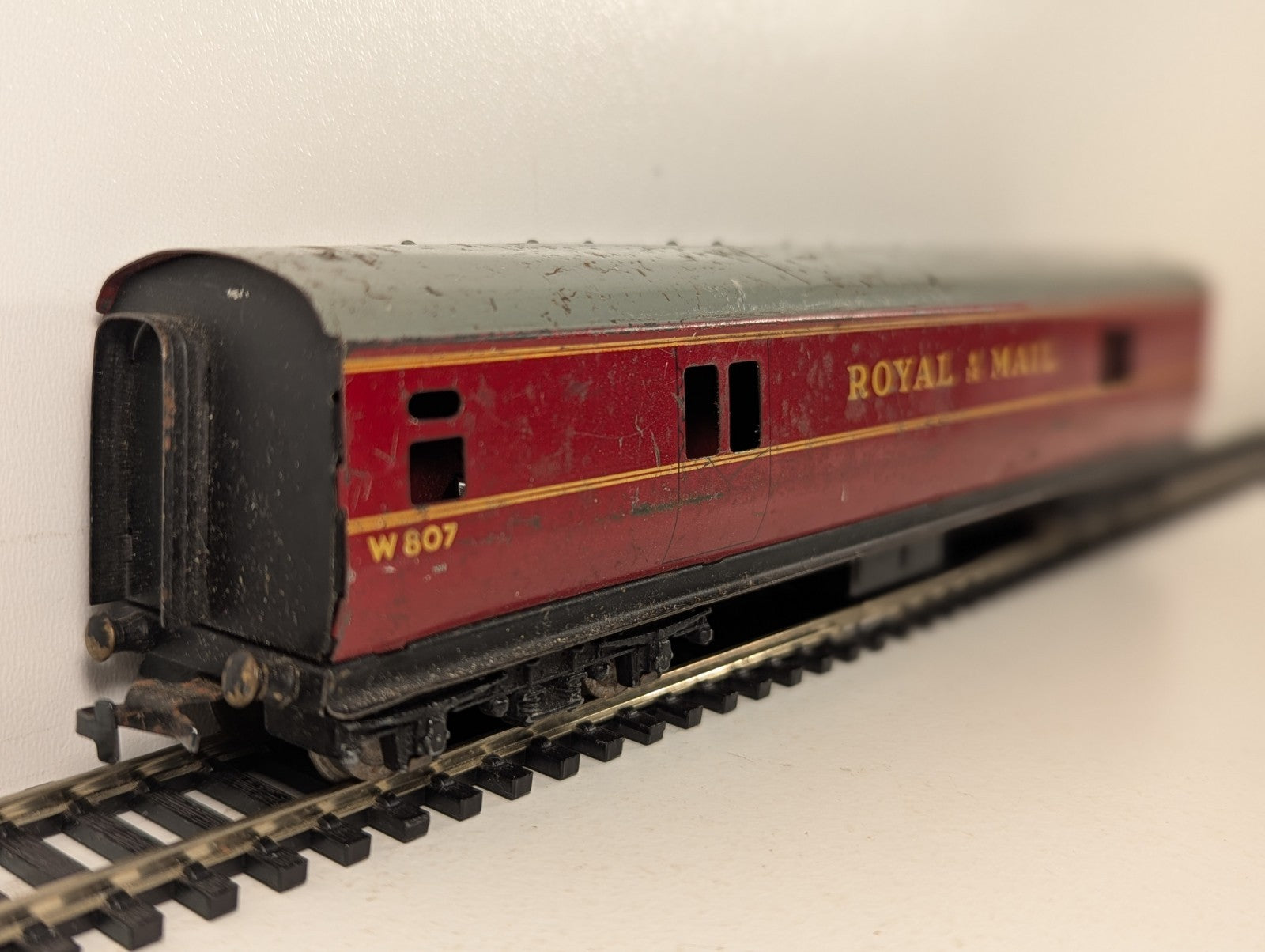Hornby Dublo OO Gauge Operating TPO Royal Mail Van Passenger Coach