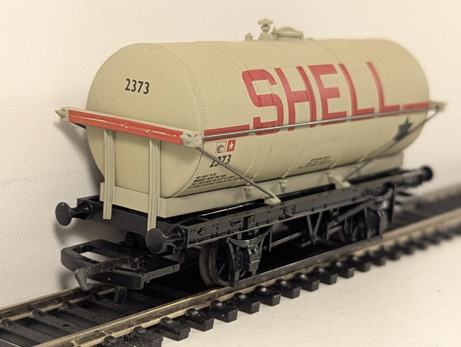 GMR Airfix OO Gauge Shell Petrol Tanker Tank Wagon 2373 54347-3