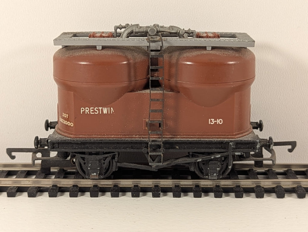 Wrenn 20-Ton Prestwin Twin Silo Wagon OO Gauge
